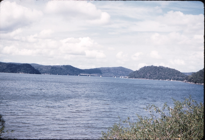 100429: Hawkesbury River Bridge Single deck Interurban Distant side on view from West side