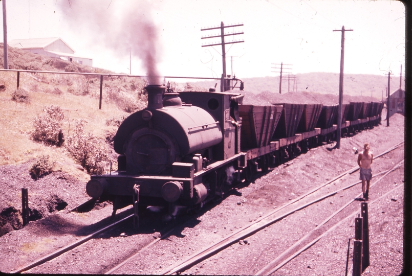 101121: Catherine Hill Bay Exchange Sidings Loaded Coal Train No 27