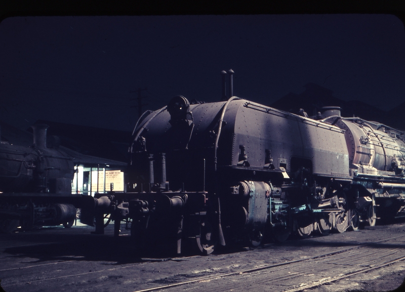 101495: Bathurst Locomotive Depot 5339 6034