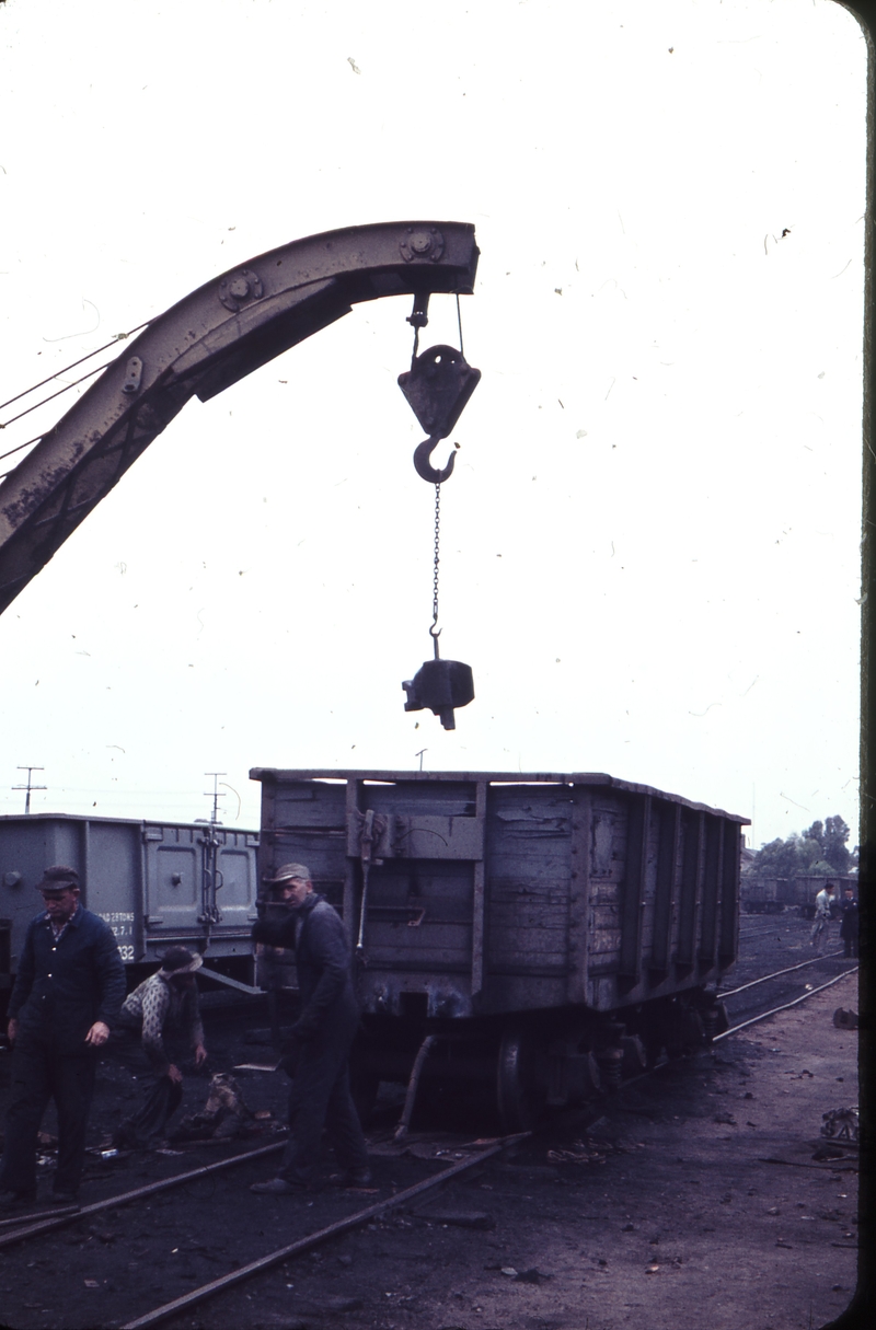 102179: Peterboough Locomotive Depot Installing Auto Coupler on ON Wagon