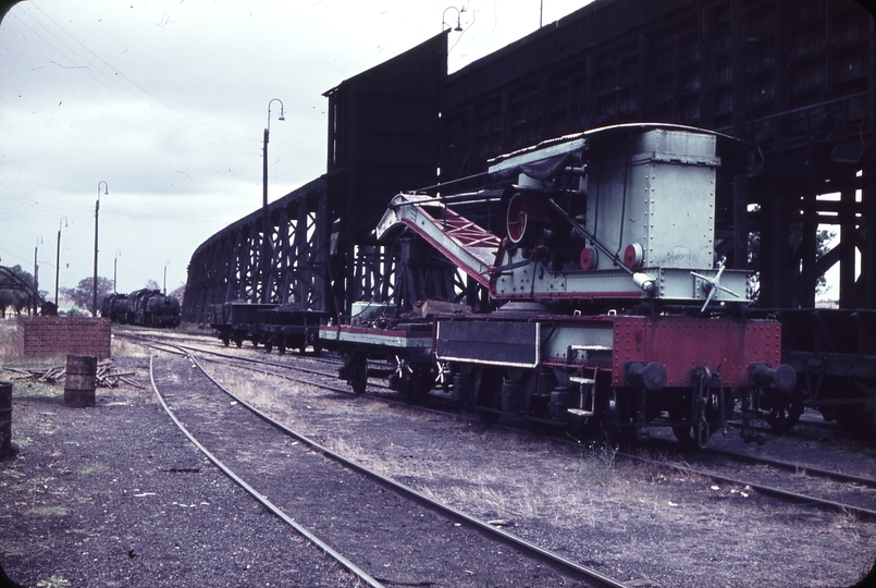 102230: Parkes locomotive Depot Steam Crane