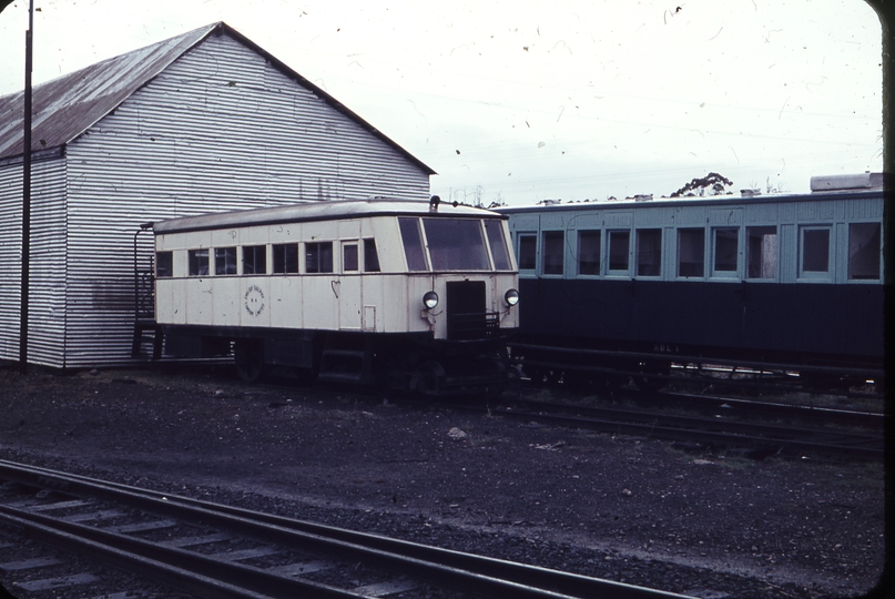 102456: Guildford Railmotor M 4
