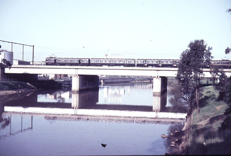 103221: Cremorne Bridge Harris Suburban Train