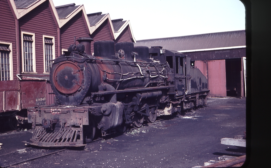 103358: Auckland Locomotive Depot C 859