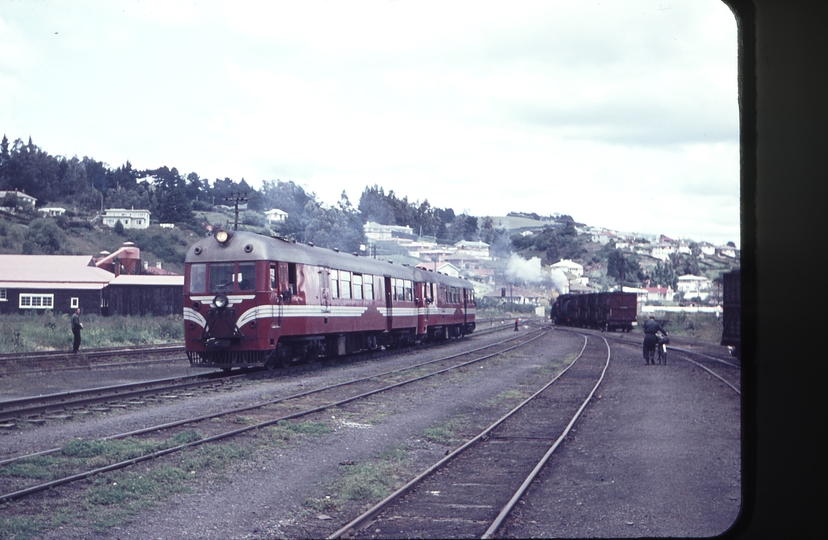 103835: Burnside Up Railcars Vulcans
