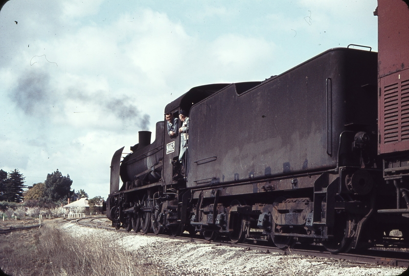 104899: Mildura Locomotive Depot Up AREA Special N 462