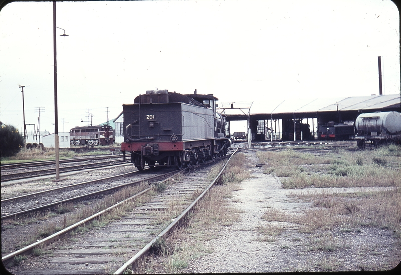 105272: Tailem Bend Locomotive Depot Rx 201