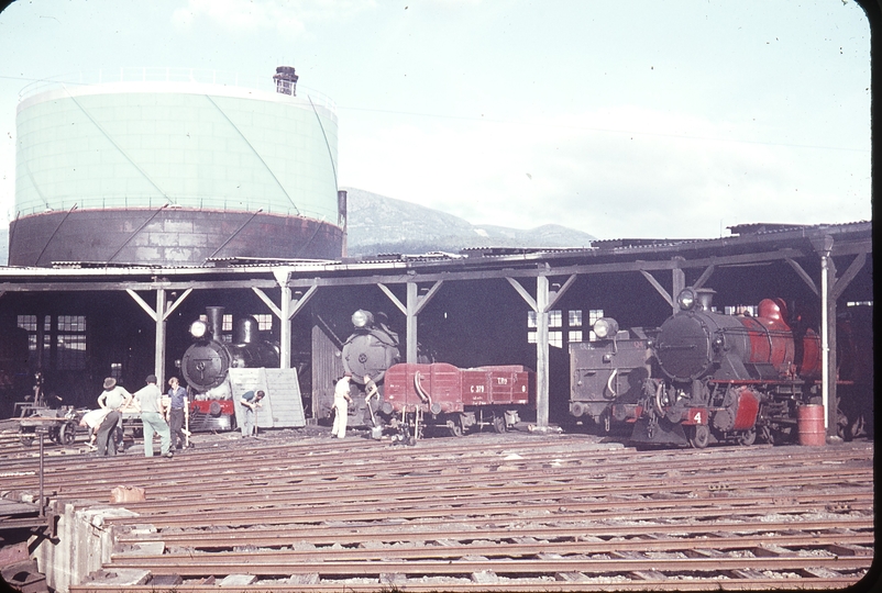 105769: Hobart Locomotive Depot CC 27 Q 12 Q 4 MA 4
