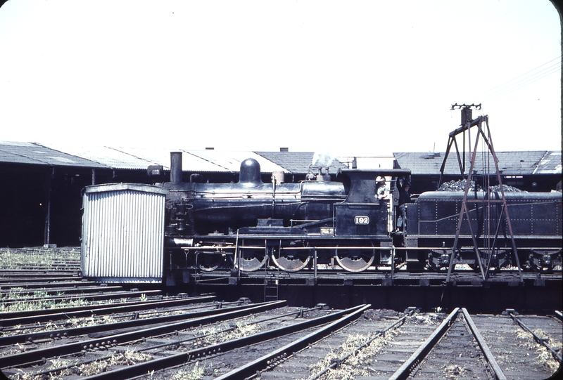 106322: Mile End Locomotive Depot Rx 192