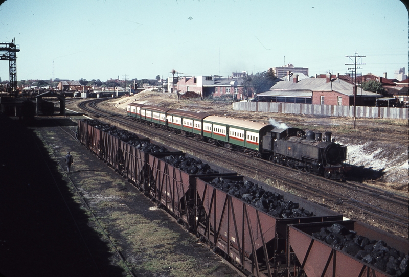 106666: East Perth Locomotive Depot 7:30am Down Midland Suburban Dd 596