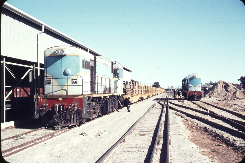 107567: Midland Down Materials Train H 2 also K 201