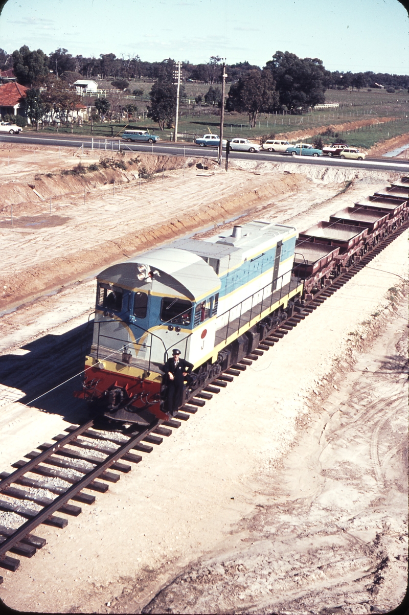 107574: Contract C22 at Albany Highway Down Ballast J 101