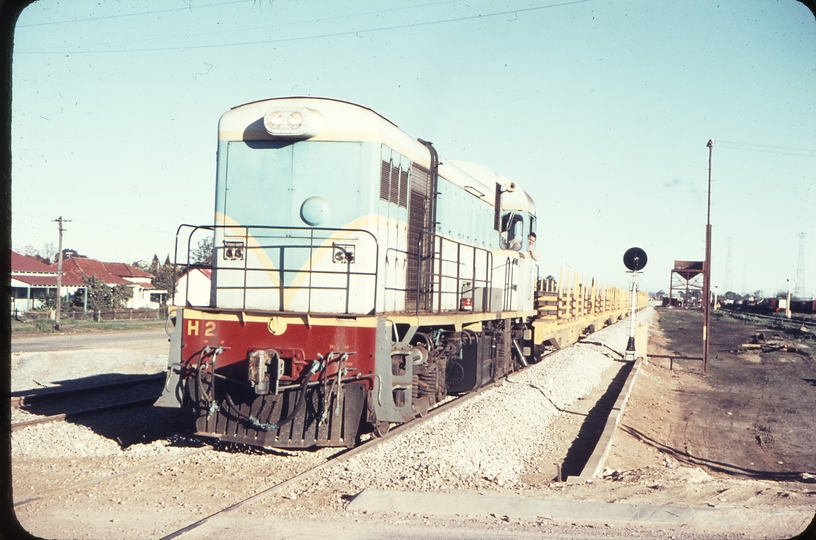 107587: Midland Down Materials Train H 2