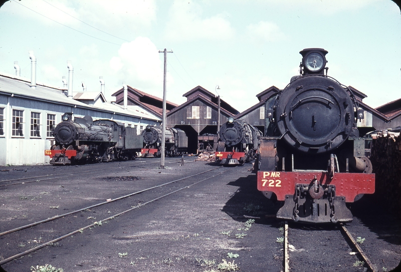 107698: East Perth Locomotive Depot Pmr 725 V 1224 V 1222 Pmr 725