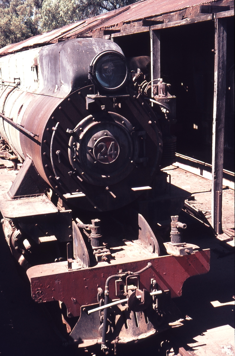 110066: Railwaytown Engine Shed W 24