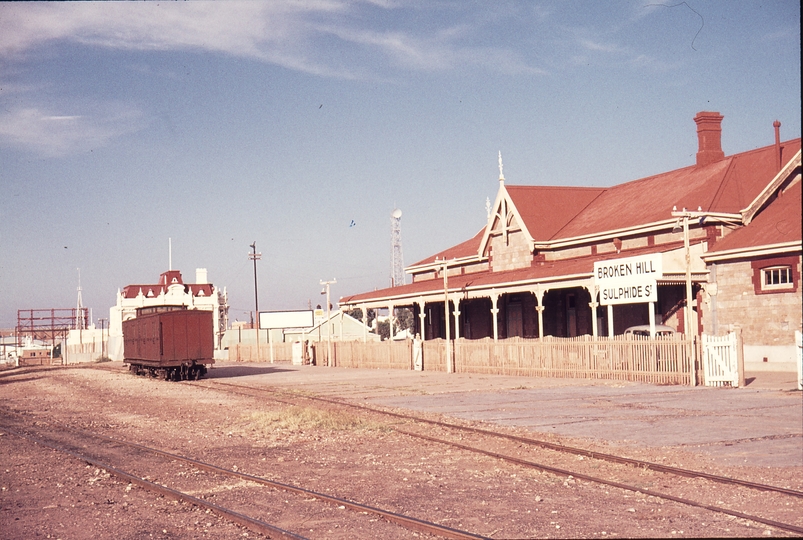 110076: Broken Hill Sulphide Street Station