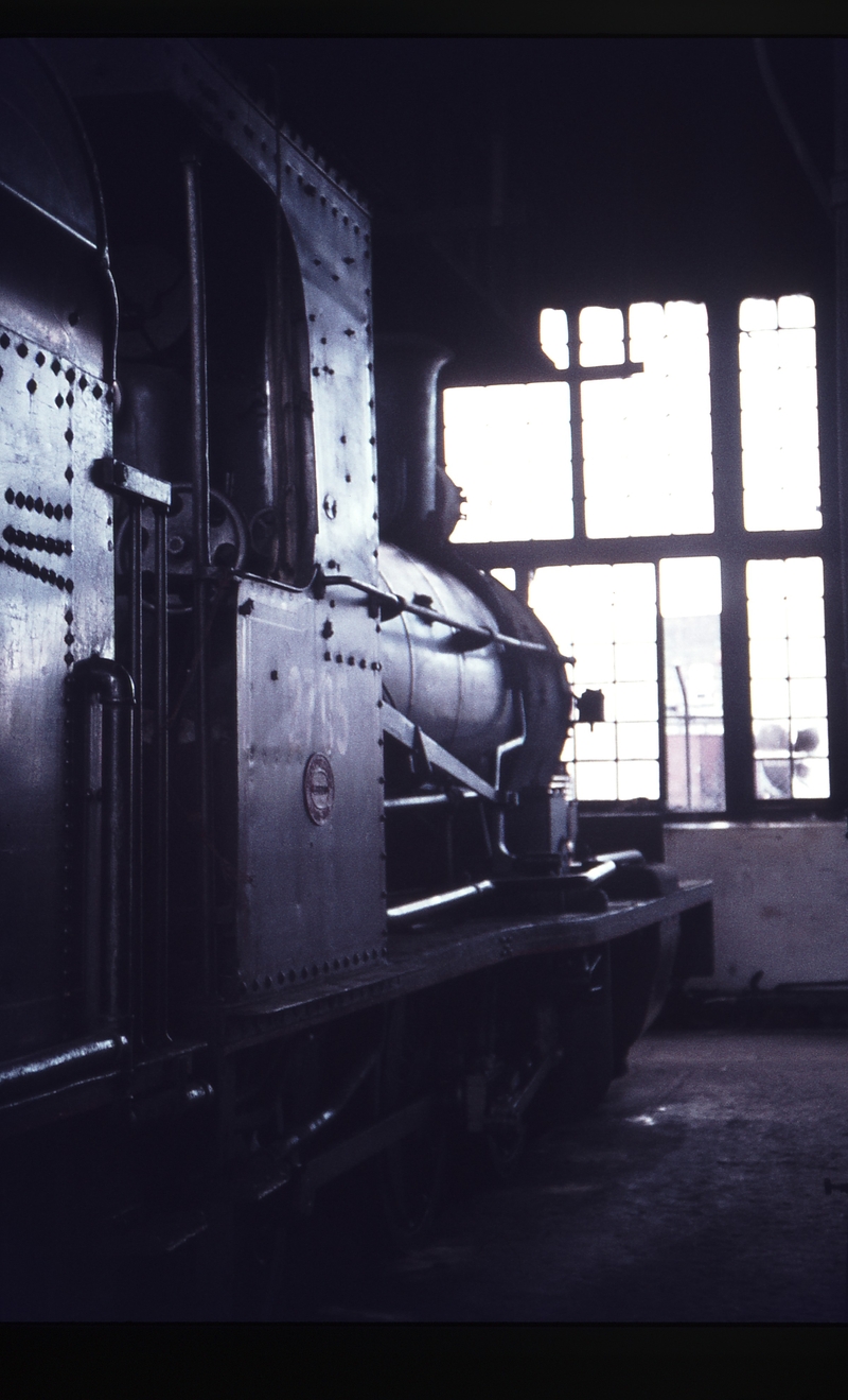112952: Enfield Locomotive Depot 2705
