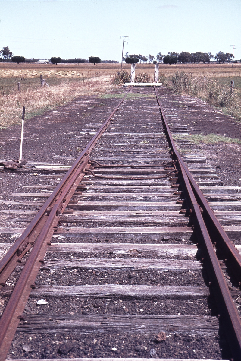 113268: Mortlake End of track
