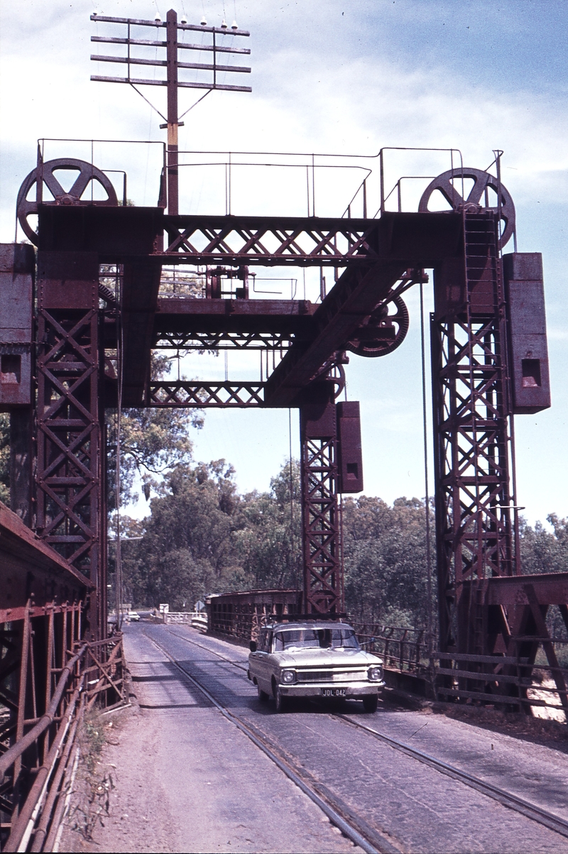 113299: Tocumwal Murray River Bridge Looking towards Victoria
