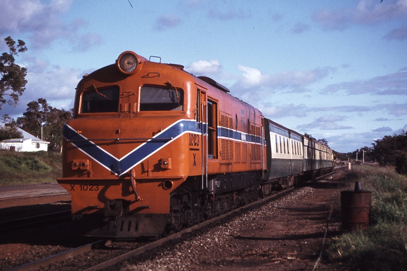 114306: Waroona Up Australind Express X 1023