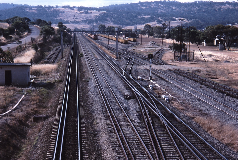 115162: West Toodyay Looking West from East End