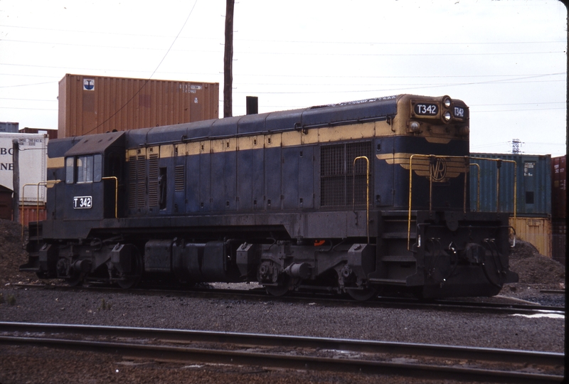 115332: South Dynon Locomotive Depot T 342