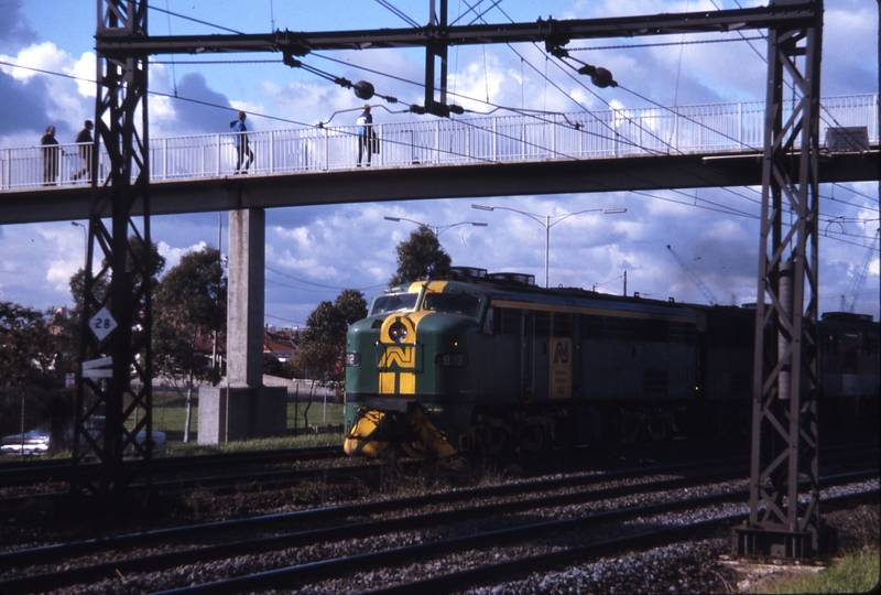115445: West Footscray Junction Down Freight 932 931 930 937
