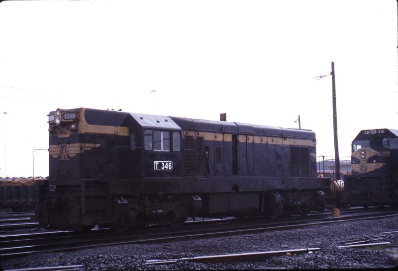 115465: South Dynon Locomotive Depot T 346