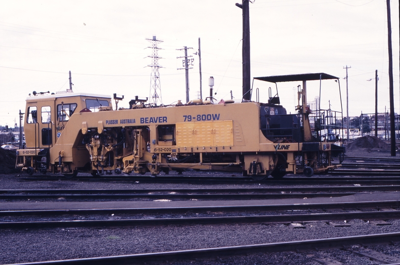 116034: South Dynon Locomotive Depot Beaver 79-800W Tamper