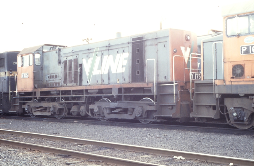 116048: South Dynon Locomotive Depot Y 175 P 16