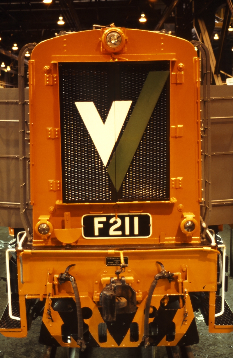 116060: South Dynon Locomotive Workshop F 211