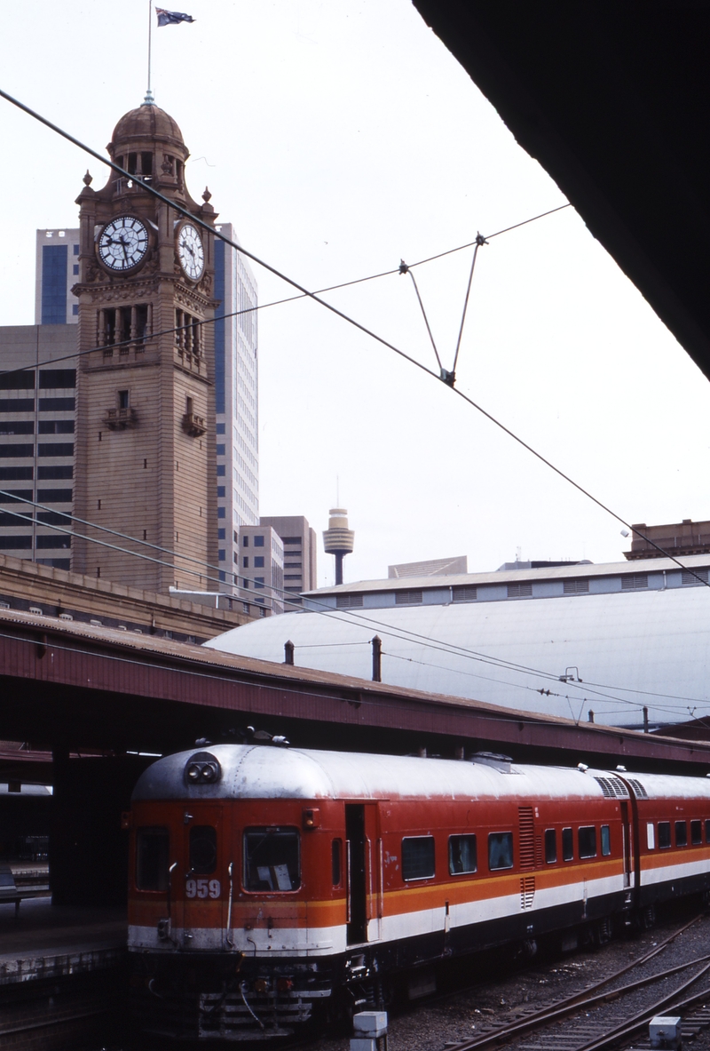 117971: Sydney Central DEB Set 959 leading
