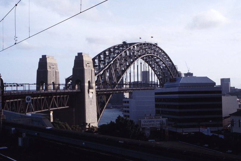 117994: Sydney Harbour Bridge Viewed from Milsons Point Station