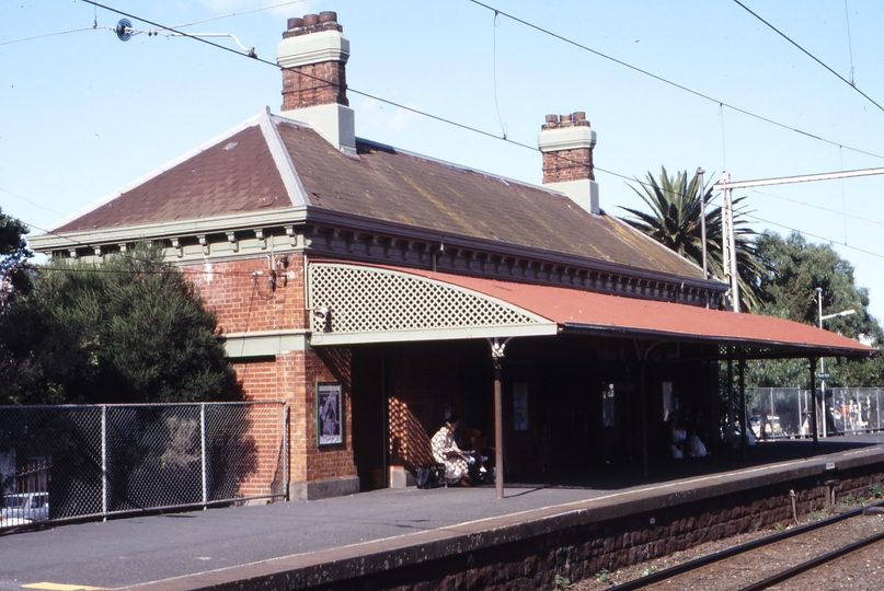 118369: Moonee Ponds Up Side Station Building Late Victorian Gothic