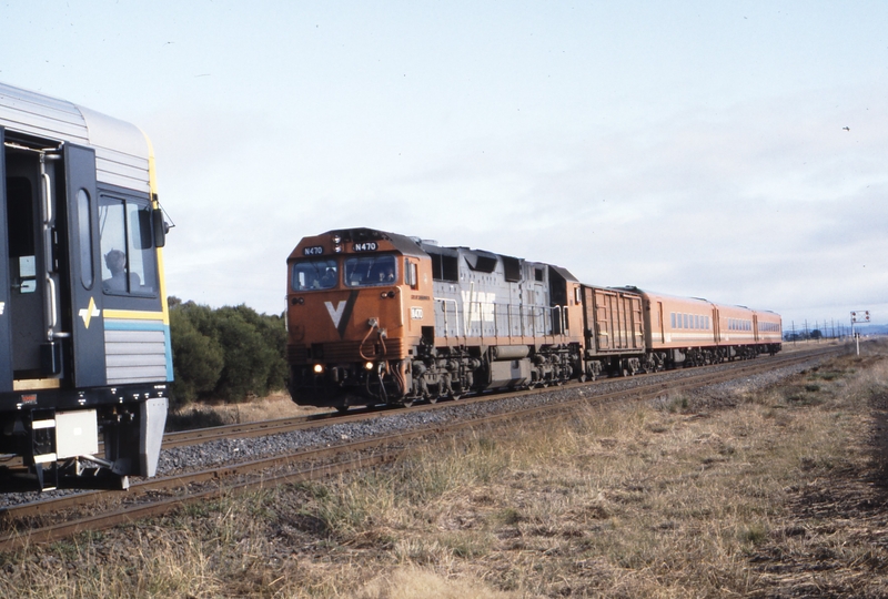 118881: Rockbank km 30 Down Sprinter Trial 7001 and 8130 Up Passenger from Dimboola N 470