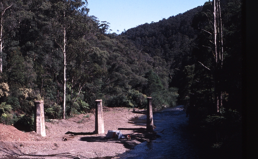 119131: Thomson River Bridge Looking downstream Girders removed for rehabilitation