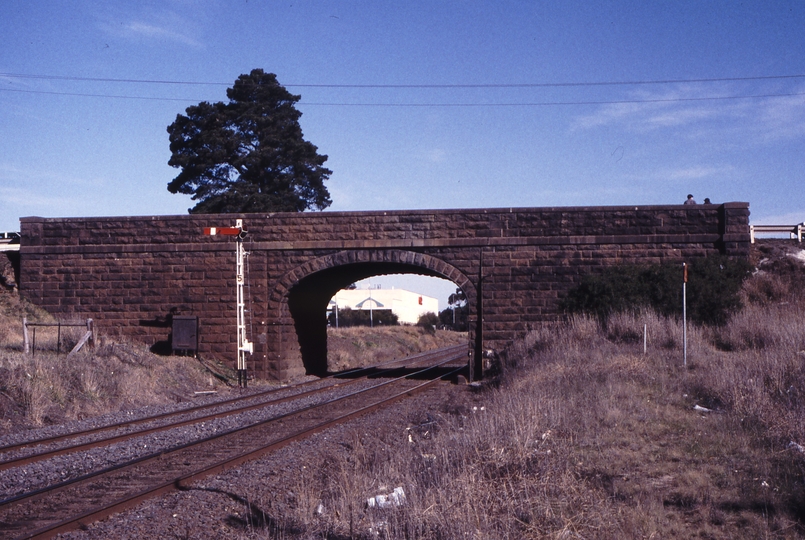 119389: Sunbury Road Bridge Looking towards Melbourne