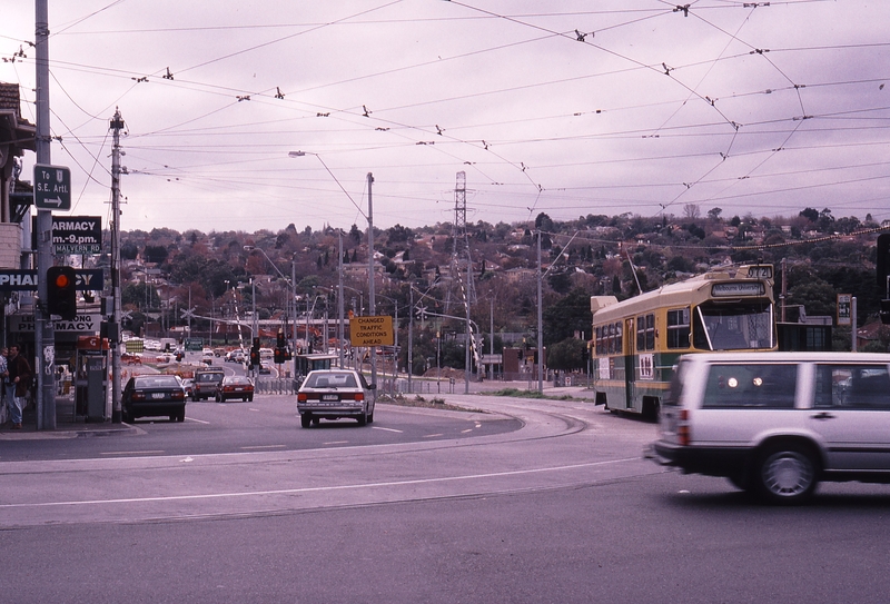 119940: Burke Road at Malvern Road Up from temporary terminus Z1 92