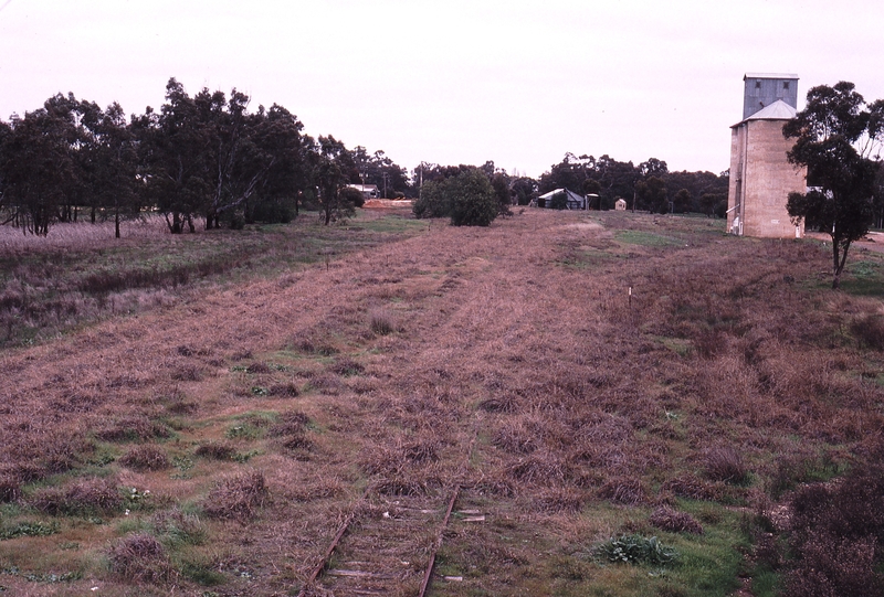 119975: Rand km 633 Looking towards Station Yard and End of Track