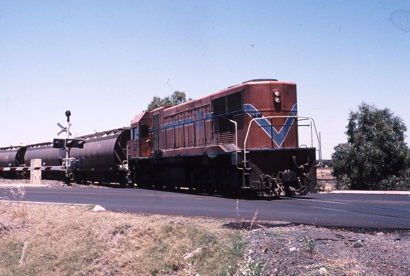 121444: Picton Inner Harbour Junction Down Alumina Train D 1563