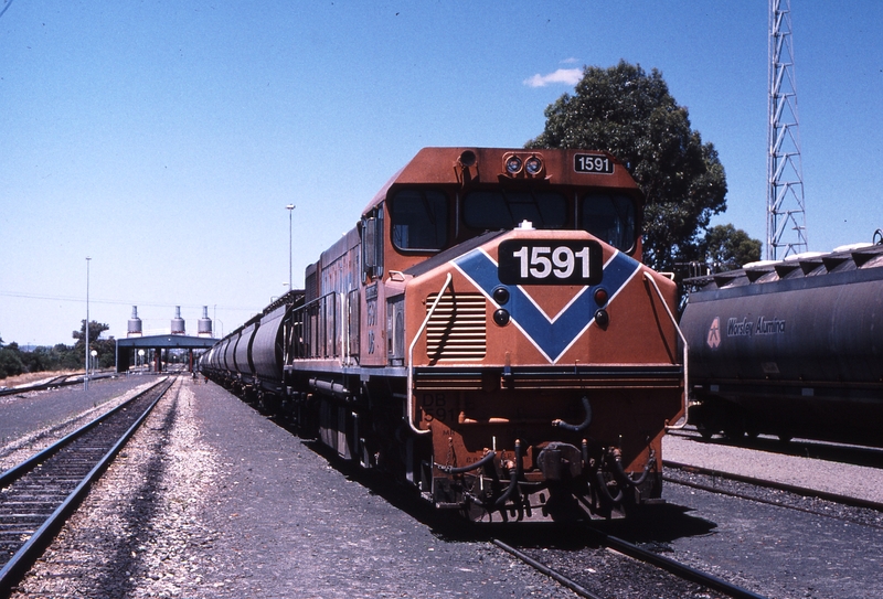 121448: Picton Yard Down Alumina Train DB 1591