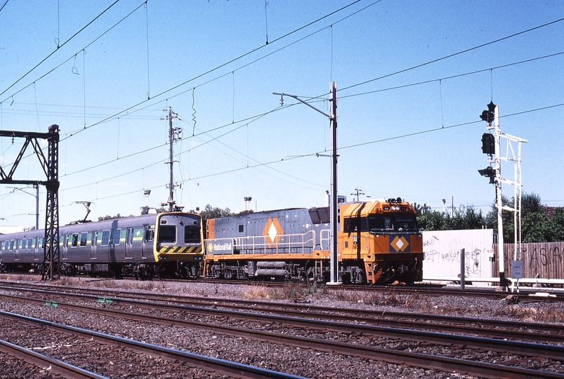 122041: Newport Stabled 3-car Comeng Train and 9702 Up Adelaide Superfreighter NR 92 leading