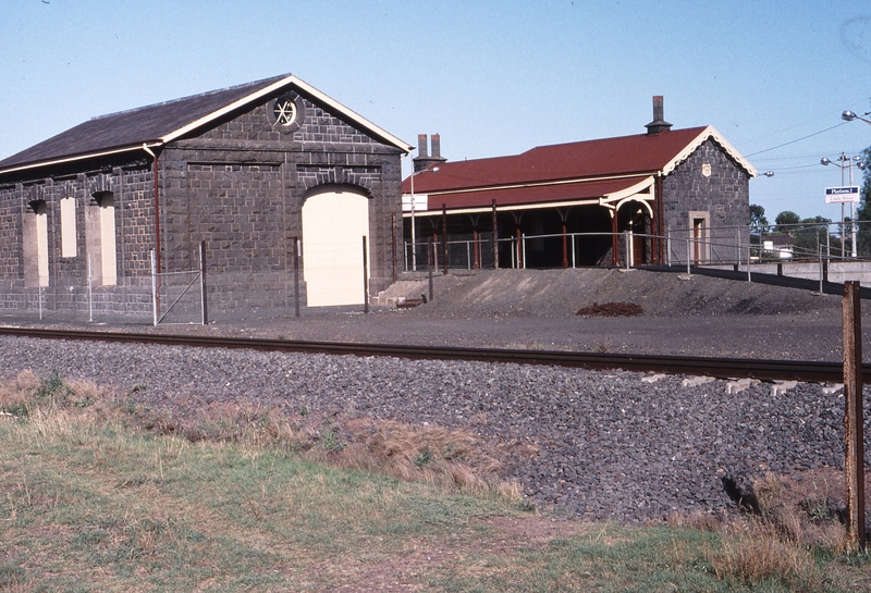122108: Little River Goods Shed and Station Building looking towards Melbourne