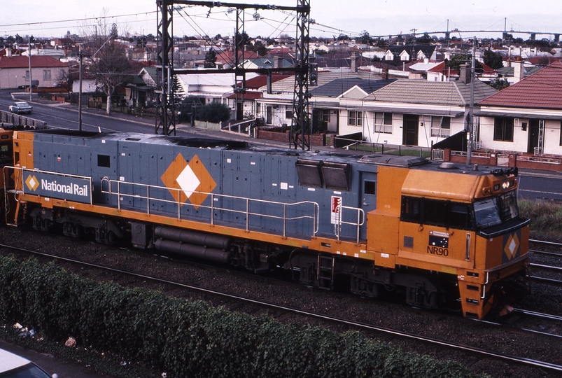 122491: West Footscray Junction 9822 Adelaide Steel Train NR 90 leading
