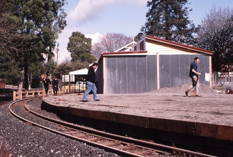 122588: Gembrook Town Station and 3A Road