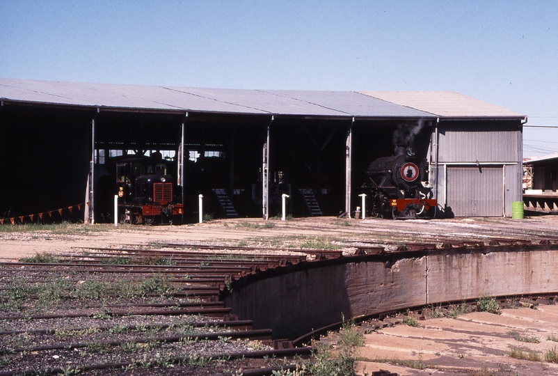 122828: Peterborough Locomotive Depot Z 1151 W 901