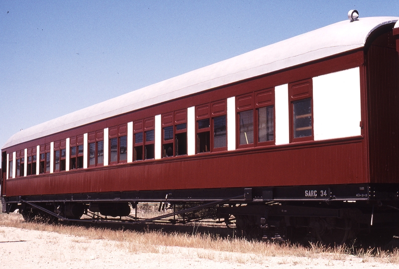 122853: Orroroo Car SARC 34 in consist of 10:00am Down Passenger