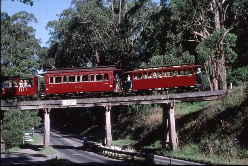 124440: Monbulk Creek Trestle No 32 Up Passenger from Gembrook (8A), 'Mt Lyell' and 2 NBD trailing