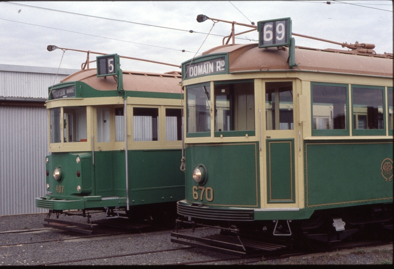 124457: Victorian Tramcar Preservation Association Haddon W2 407 W4 670