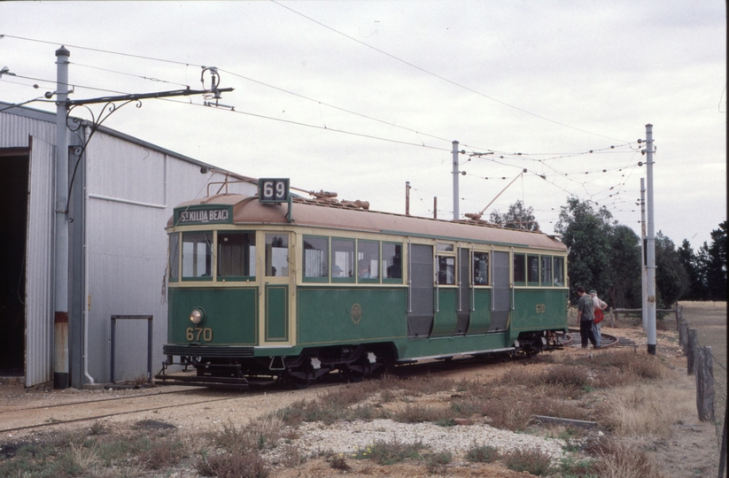 124470: Victorian Tramcar Preservation Association Haddon W4 670